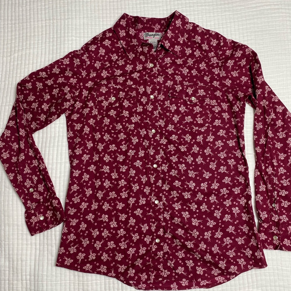 Wrangler button up shirt